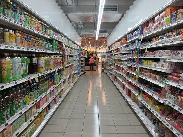 ulička v supermarketu